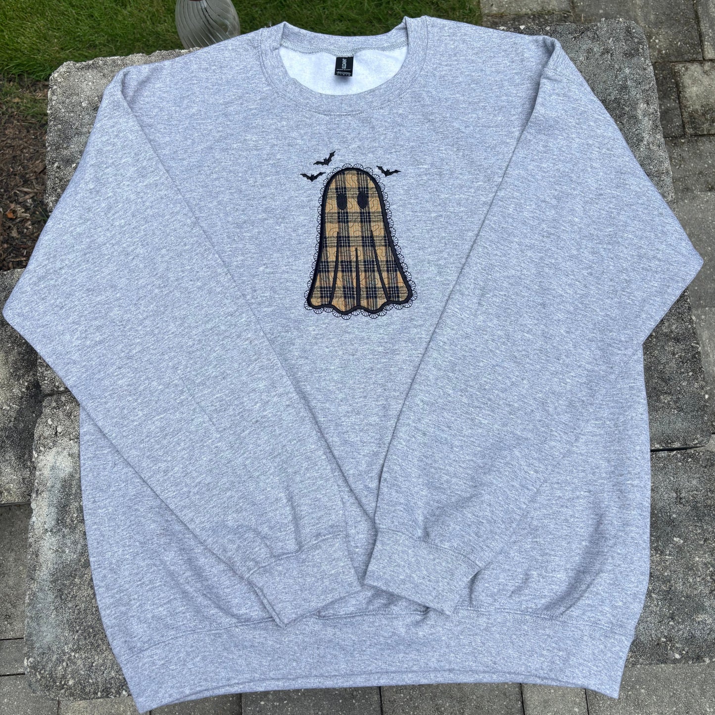Plaid Ghost Quilted Applique With Lace Embroidery