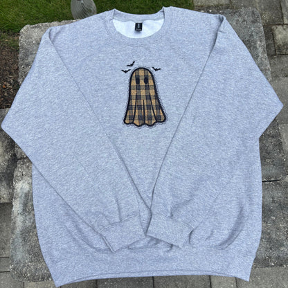 Plaid Ghost Quilted Applique With Lace Embroidery