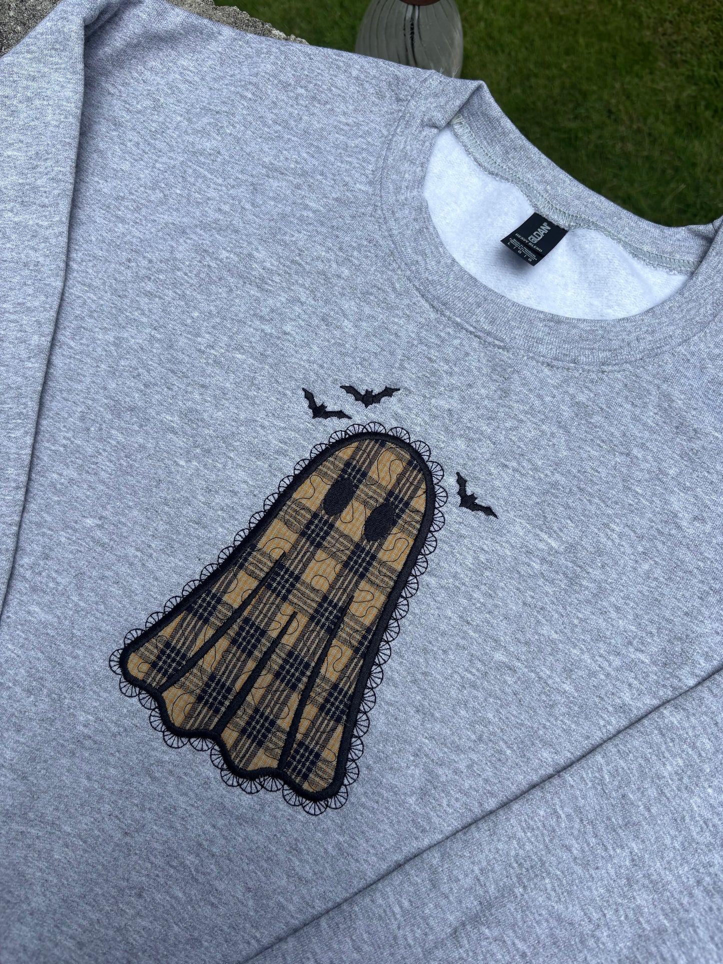 Plaid Ghost Quilted Applique With Lace Embroidery